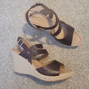 b.o.c brown strapped wedges